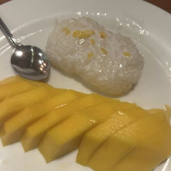 Thai Thani - Mango sticky rice - Thai Near Me - Orlando, Florida