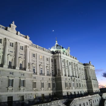 Palacio Real de Madrid - Landmarks & Historical Buildings Near Me - Madrid, M