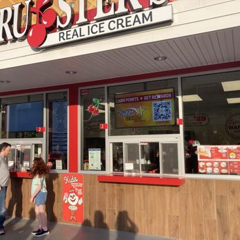 Bruster's - Desserts Near Me - High Point, North Carolina