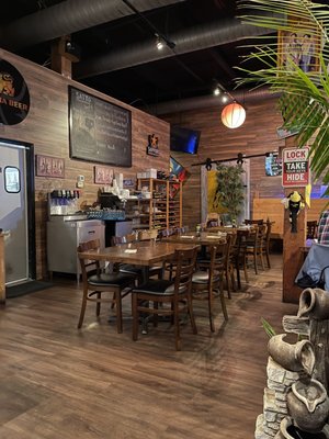 Satto Thai and Sushi Bar by null