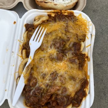 Splash Cafe - Chili Fries & Cheese - American Near Me - Pismo Beach, California Splash Cafe - Chili Fries & Cheese - American Near Me - Pismo Beach, California