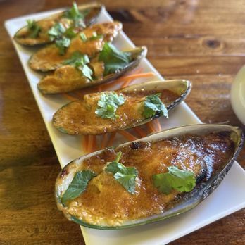 Basil Canteen - Tom yum mussel - Thai Near Me - San Francisco, California Basil Canteen - Tom yum mussel - Thai Near Me - San Francisco, California