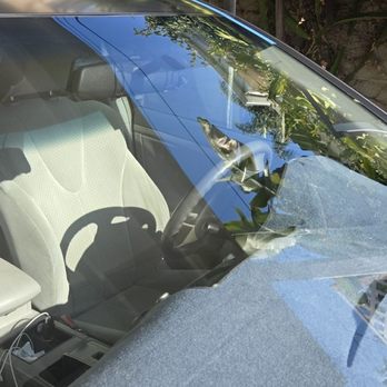 Antonio Auto Glass - Auto Glass Services Near Me - Maywood, California Antonio Auto Glass - Auto Glass Services Near Me - Maywood, California
