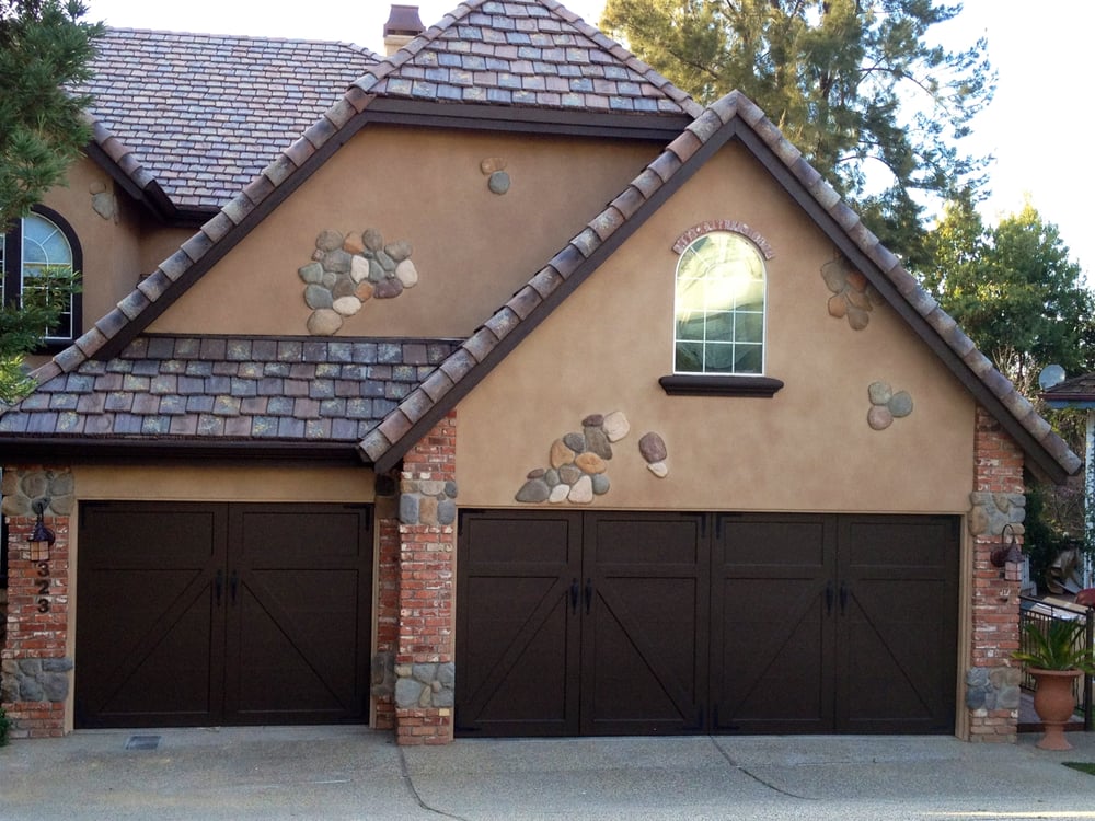 Slide of Petrashishin Roofing Co