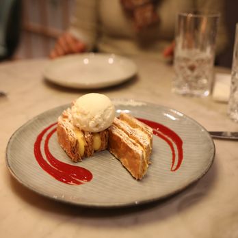 Flora Danica - Mille-feuille, Tahitian ice cream and compote - Scandinavian Near Me - Paris, 75