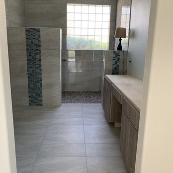Beno's Flooring - Master bath/shower - Flooring Near Me - Las Vegas, Nevada Beno's Flooring - Master bath/shower - Flooring Near Me - Las Vegas, Nevada
