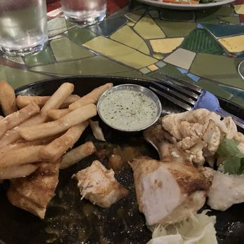Robins Restaurant - Chicken - New American Near Me - Cambria, California