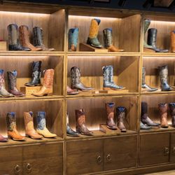 Lucchese