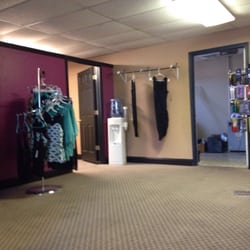 Salon Del Sol - Some clothes