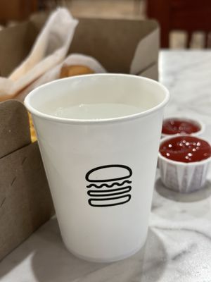 Shake Shack Westfield Oakridge by null