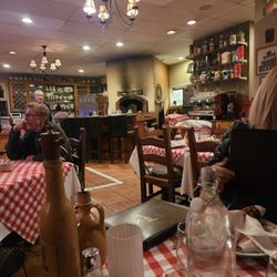 Alberto Ristorante Italiano - Although the restaurant is quite small it's very cozy and not loud.