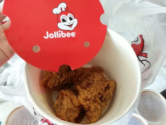 Jollibee (Lucky Plaza Level 6) by null