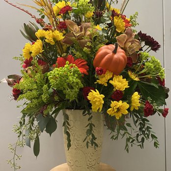 Coram Florist - Fall Lobby Arrangement by Coram Florist - Florists Near Me - Coram, New York