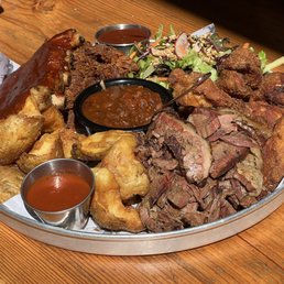 My favs from the Grants Platter for Two were the Brisket and the Chicken Wings. This fed 3 hungry adults and we still had leftovers!