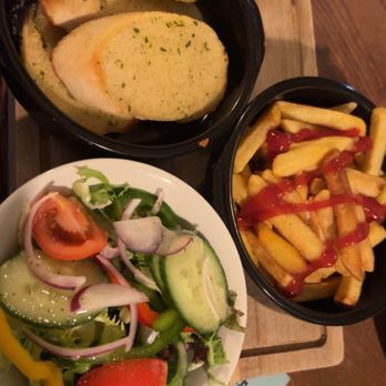 Black Horse - Pubs Near Me - Skipton, NYK Black Horse - Pubs Near Me - Skipton, NYK