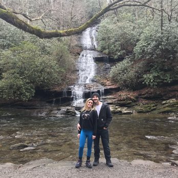 Tom Branch Falls - Tom Ford water fall - Parks Near Me - Bryson City, North Carolina Tom Branch Falls - Tom Ford water fall - Parks Near Me - Bryson City, North Carolina