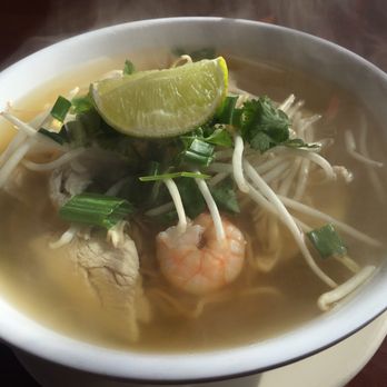 Drunken Noodle - P2 Egg Noodle Chicken Soup - Thai Near Me - Portland, Oregon