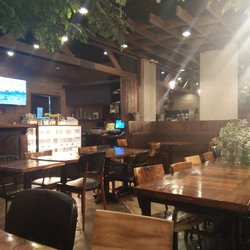 The Farm Organics - Restaurant Interior