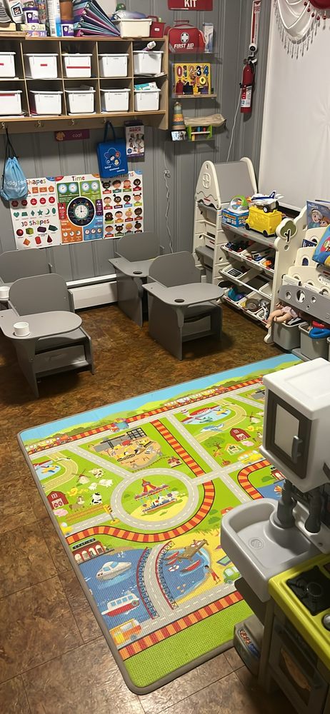 Fuentes Daycare - childcare center in Chicopee, MA