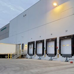 DHL Supply Chain - Super Clean Docks