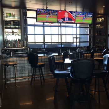 Range Restaurant + Cocktail Bar - Bar - New American Near Me - Urbandale, Iowa Range Restaurant + Cocktail Bar - Bar - New American Near Me - Urbandale, Iowa