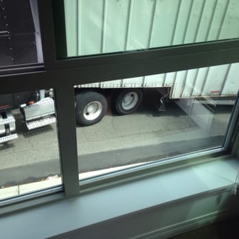 Arpin Van Lines - This is the vehicle they bring after informing them multiple times need smaller vehicle. - Movers Near Me - West Warwick, Rhode Island