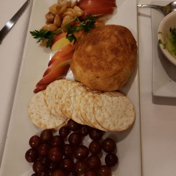 Garlic Rose Bistro - Baked brie. It's awesome! Need more crackers though, good for 3-4 people. - American Near Me - Cranford, New Jersey Garlic Rose Bistro - Baked brie. It's awesome! Need more crackers though, good for 3-4 people. - American Near Me - Cranford, New Jersey