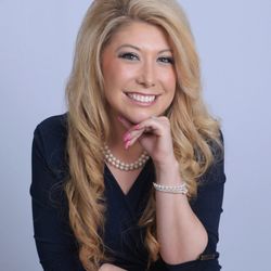Assisted Living Connections - Jennahway Salisbury, our Senior Living Specialist for San Fernando and Santa Clarita Valleys