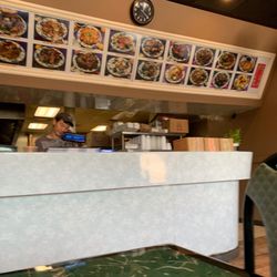 Wok & Roll - Counter action at the Wok and Roll.