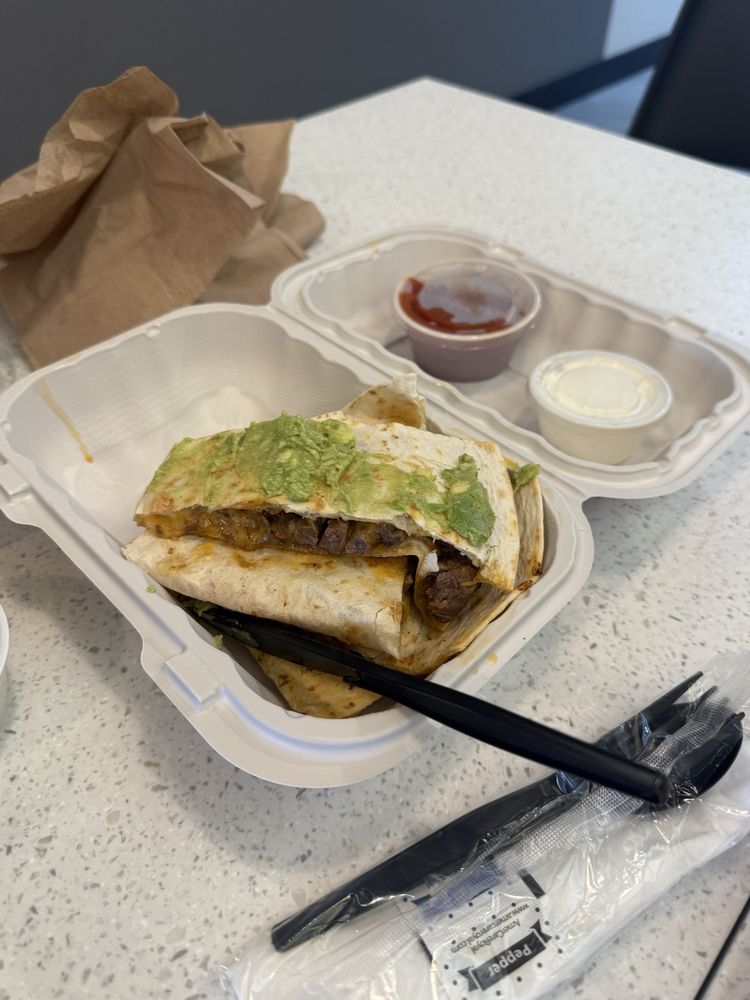 Barrio Burrito Bar