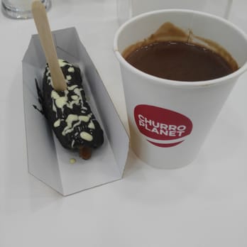 Churro Planet - Chocolate caliente y choco caramel  #CosasDeGorditos - Tapas Bars Near Me - València, V