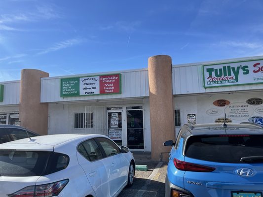 Tully's Italian Deli by null