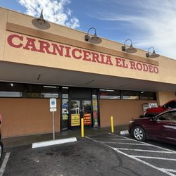 Mercado Y Carniceria El Rodeo