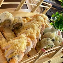 Hoden Ramen & Sushi - Godzilla Roll