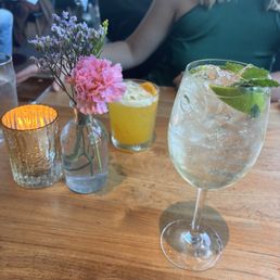 Hugo spritz + La Dolce Vita