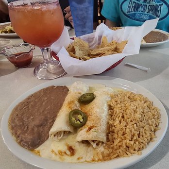 Dos Molina's Mexican - Chicken Enchiladas - Mexican Near Me - Fort Worth, Texas
