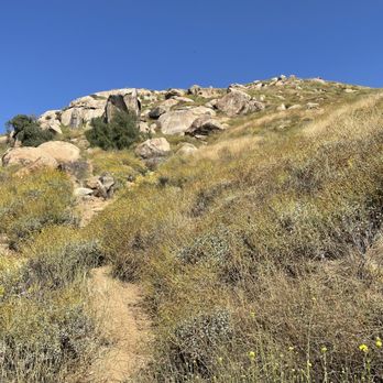 Mount Rubidoux Trail - Hiking Near Me - Riverside, California Mount Rubidoux Trail - Hiking Near Me - Riverside, California
