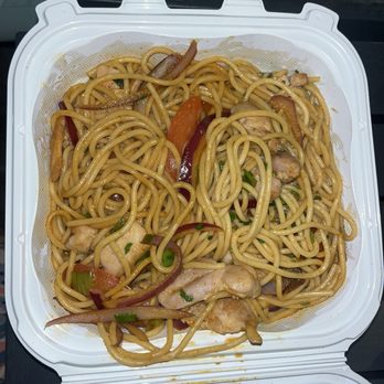 The Inka Spot - Tallarin de Pollo - Peruvian Near Me - Whittier, California