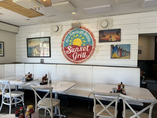 Sunset Grill by null