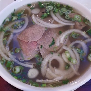 Pho Xinh - Pho (noodle in Vietnamese) with beef brisket, onions, basil (I think).  Awesome - Vietnamese Near Me - Mount Laurel, New Jersey