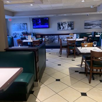 Rick's Restaurant - Bar and dinning area - Cuban Near Me - Palm Springs, California