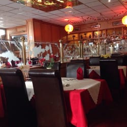 Chinarestaurant Golden Town - Nice and clean interior.