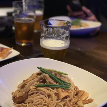 Yard House - Shiitake Garlic Noodles - New American Near Me - Riverside, California Yard House - Shiitake Garlic Noodles - New American Near Me - Riverside, California