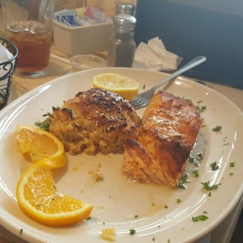 Central Diner & Grille - Diners Near Me - Pittsburgh, Pennsylvania Central Diner & Grille - Diners Near Me - Pittsburgh, Pennsylvania