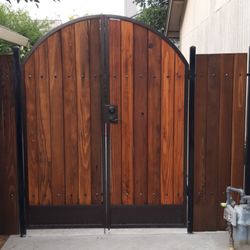 DK Iron - Beautiful custom gate