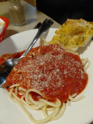 Mona's Italian Restaurant by null