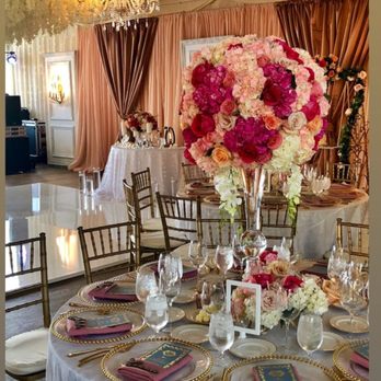 Mireya's Flowers - Centerpieces... cant stop staring at it! - Florists Near Me - Garden Grove, California