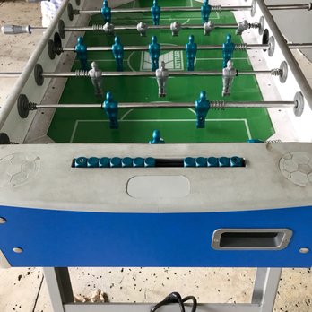 Shake Shack Coral Gables - Outdoor Fußball table - Burgers Near Me - Coral Gables, Florida
