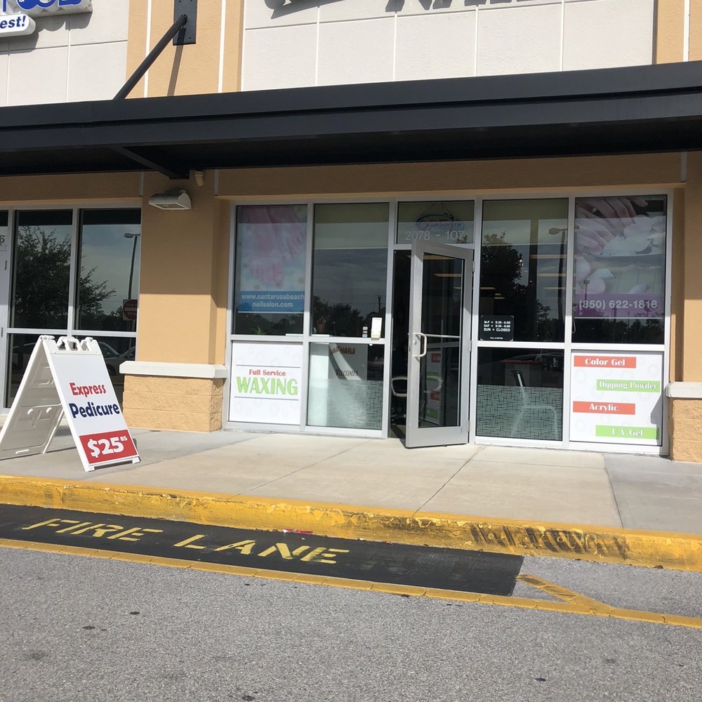 A dump nail salon A dump nail salon