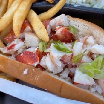 Bar Harbor Seafood - Lobster roll - Seafood Near Me - Orlando, Florida Bar Harbor Seafood - Lobster roll - Seafood Near Me - Orlando, Florida